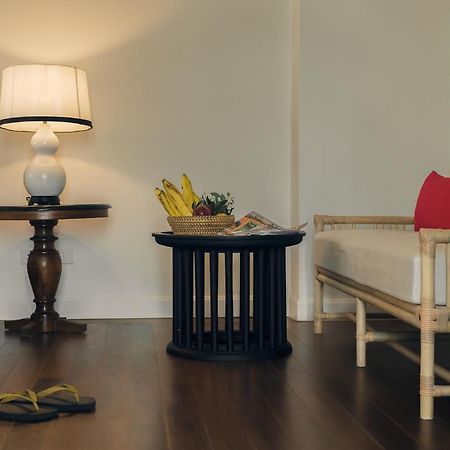 Buri Siri Boutique Hotel Чиангмай Екстериор снимка