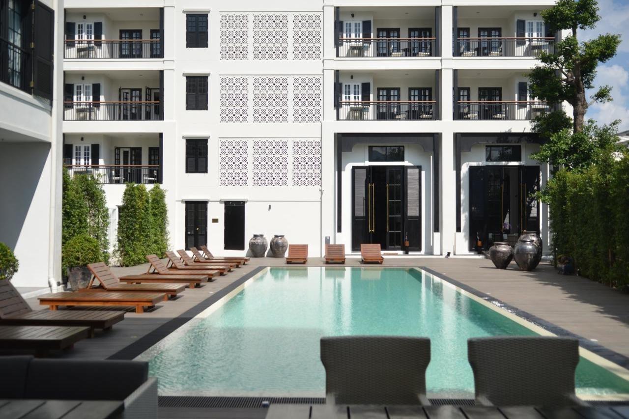 Buri Siri Boutique Hotel Чиангмай Екстериор снимка