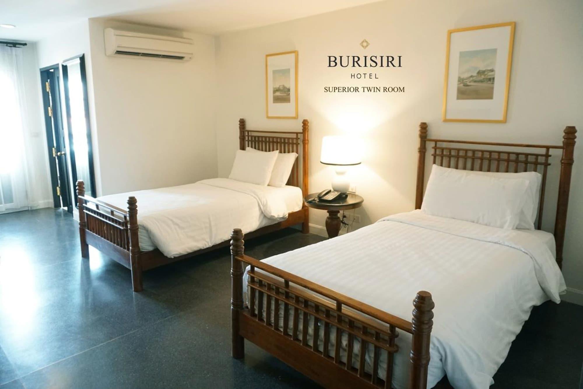 Buri Siri Boutique Hotel Чиангмай Екстериор снимка