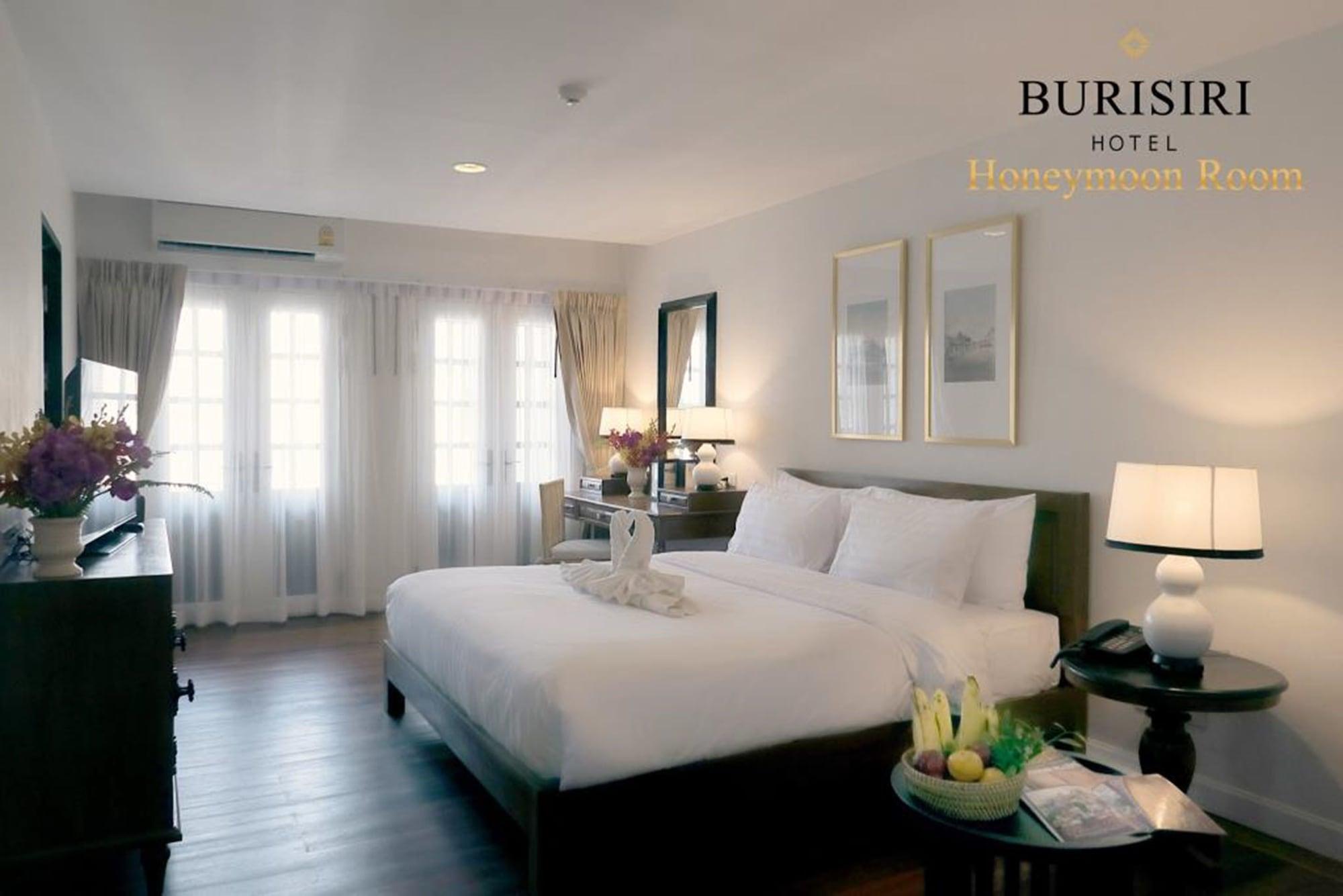Buri Siri Boutique Hotel Чиангмай Екстериор снимка