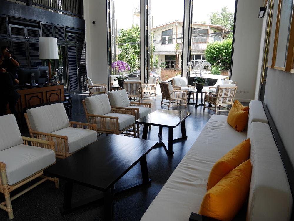 Buri Siri Boutique Hotel Чиангмай Екстериор снимка