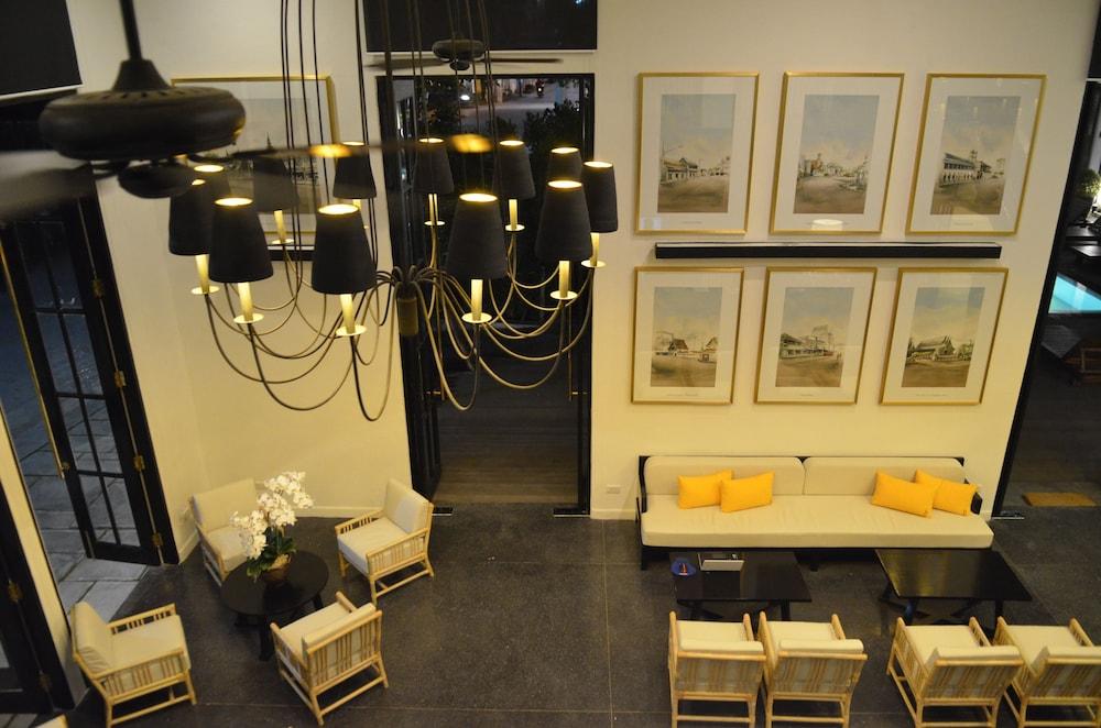 Buri Siri Boutique Hotel Чиангмай Екстериор снимка