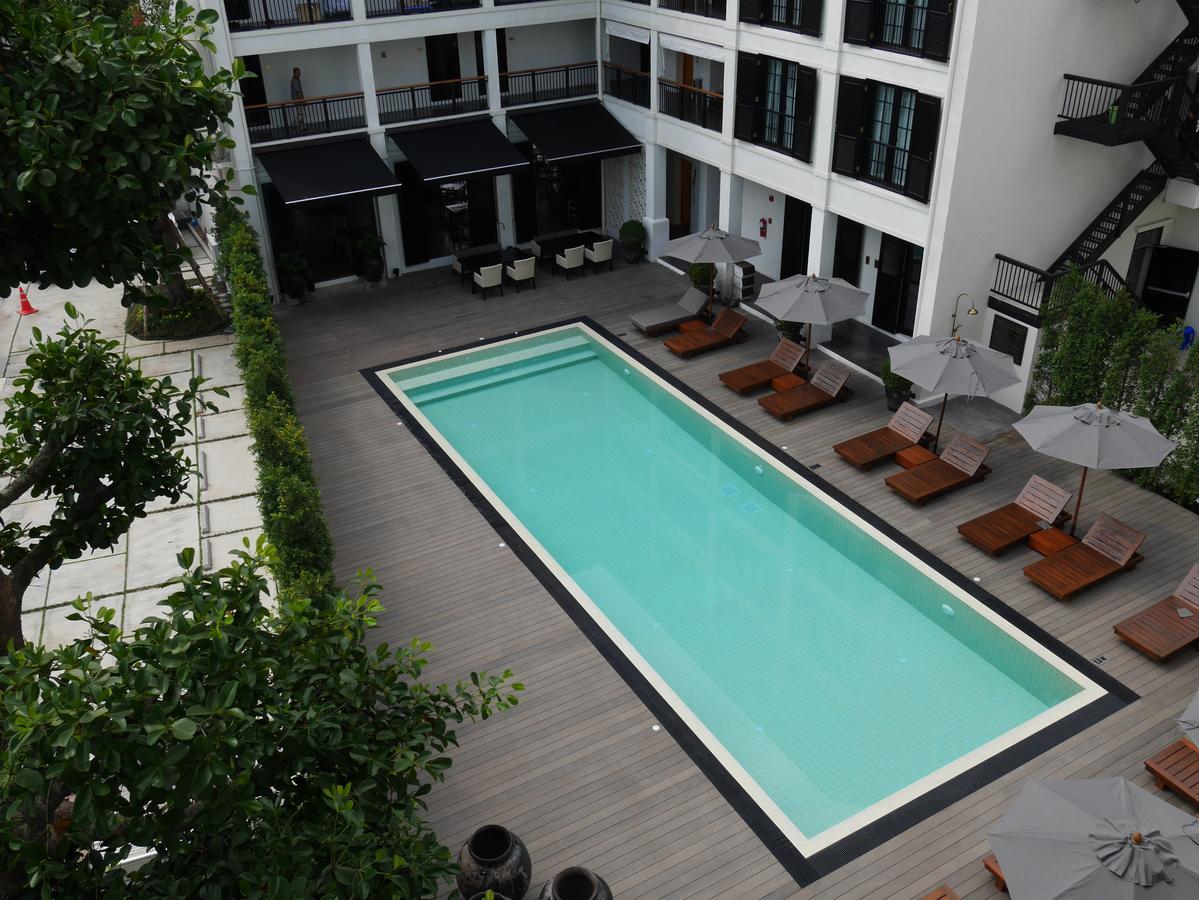 Buri Siri Boutique Hotel Чиангмай Екстериор снимка